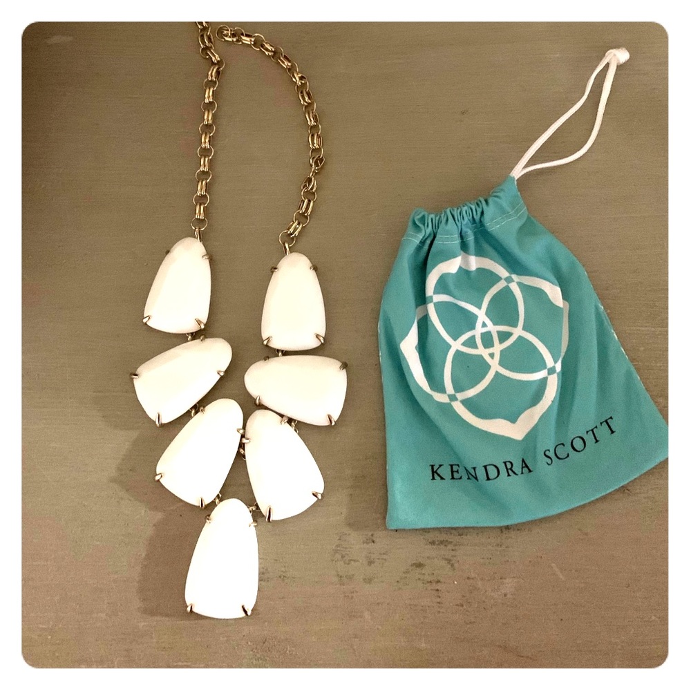 Kendra Scott Harlow Statement Necklace in White